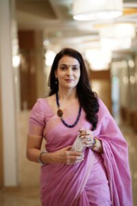 photo_6129416578123107625_y